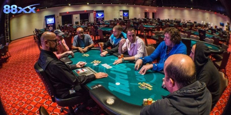 Omaha Final Table nhịp đập kịch tính trong từng cú lật bài